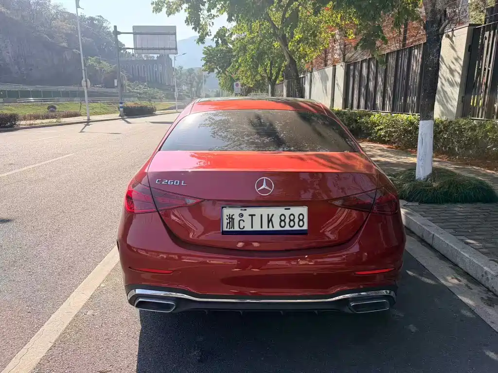 Mercedes-Benz C-Class — миниатюра 8