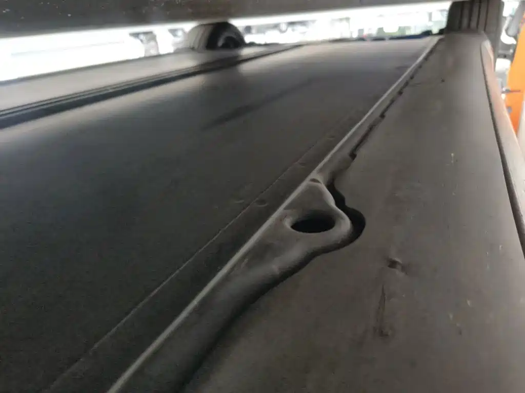Tesla Model 3 — миниатюра 16