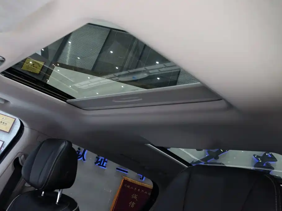 Roewe iMAX8 — миниатюра 29