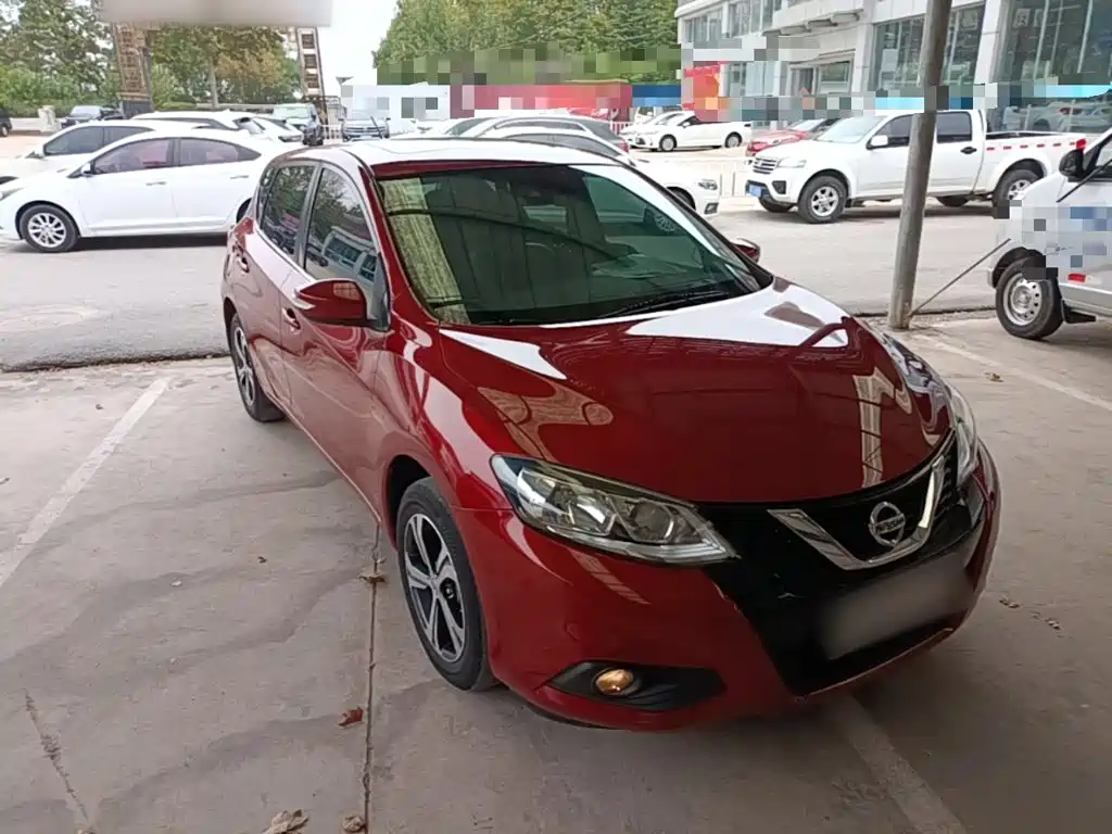 Nissan Tiida — миниатюра 4
