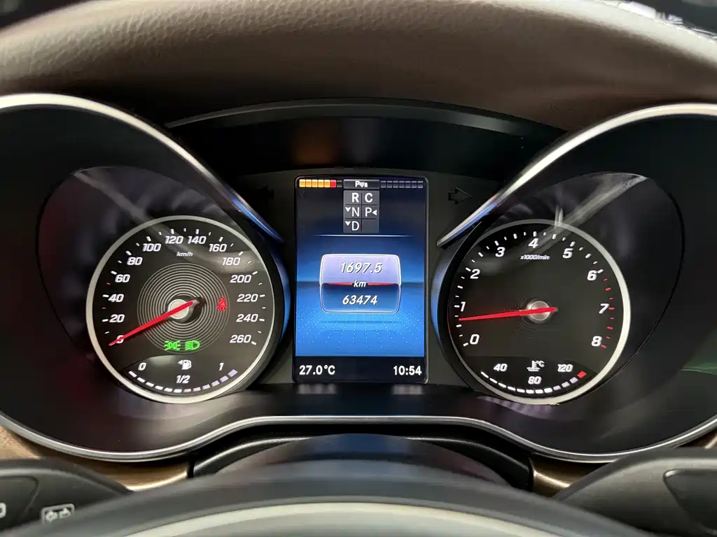 Mercedes-Benz V-Class — миниатюра 10