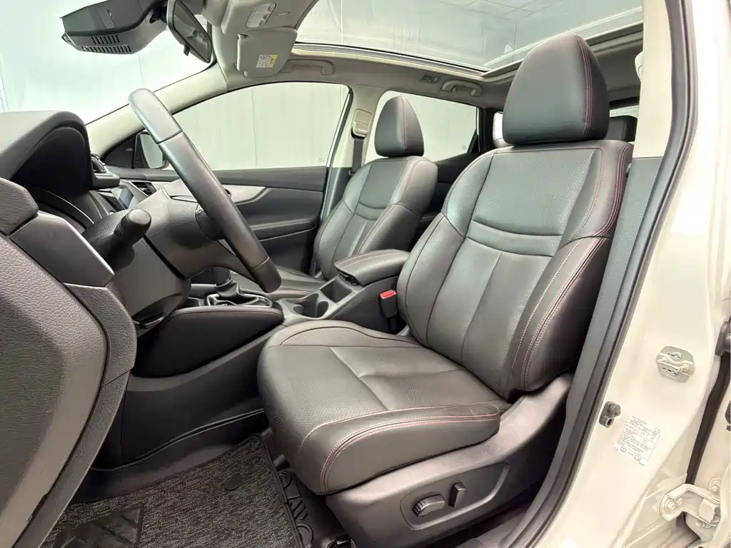 Nissan Qashqai — миниатюра 16