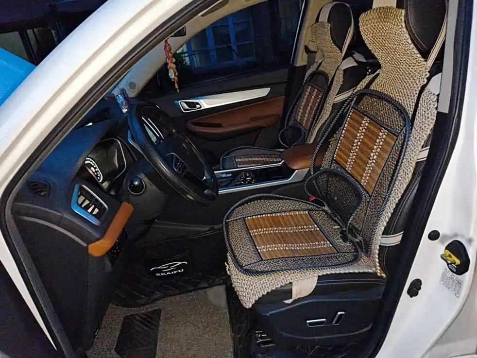 Geely Vision X6 — миниатюра 14