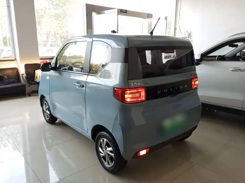 Wuling MINIEV — миниатюра 5
