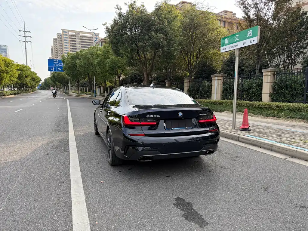 BMW 3 Series — миниатюра 4