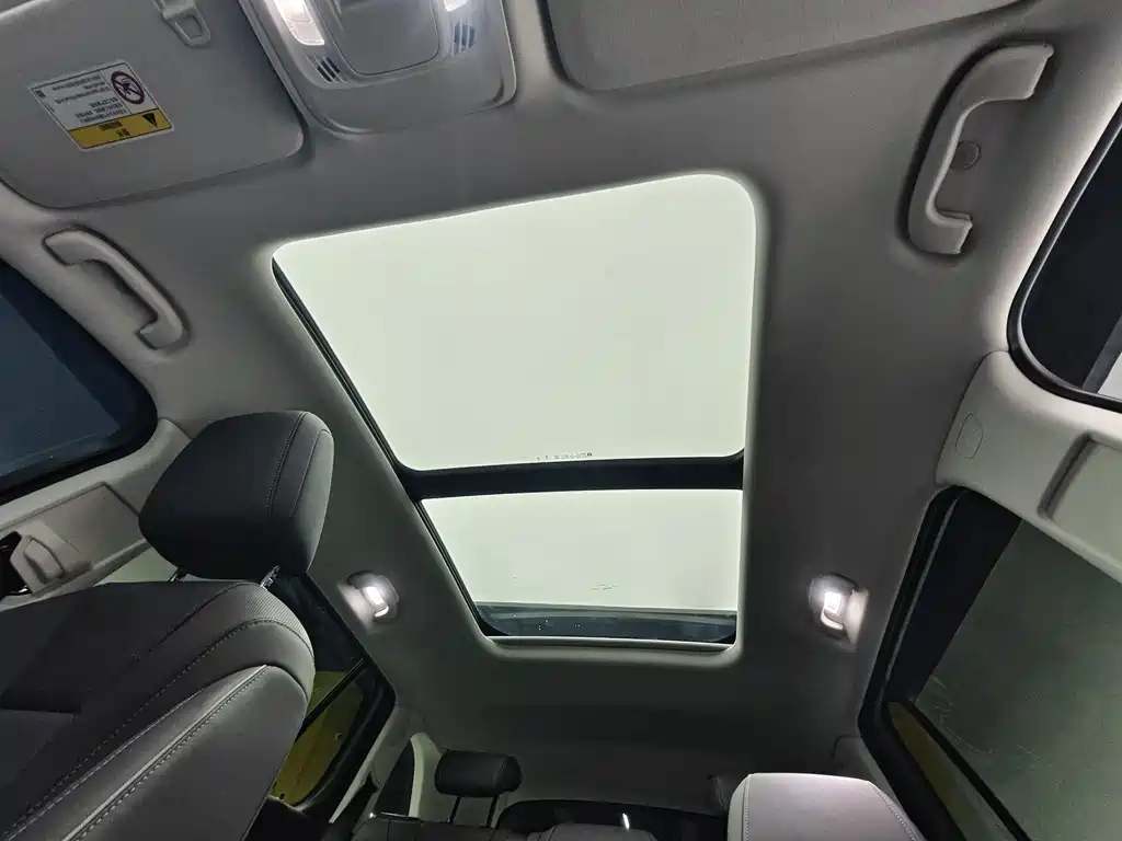 Buick Envision Plus — миниатюра 4