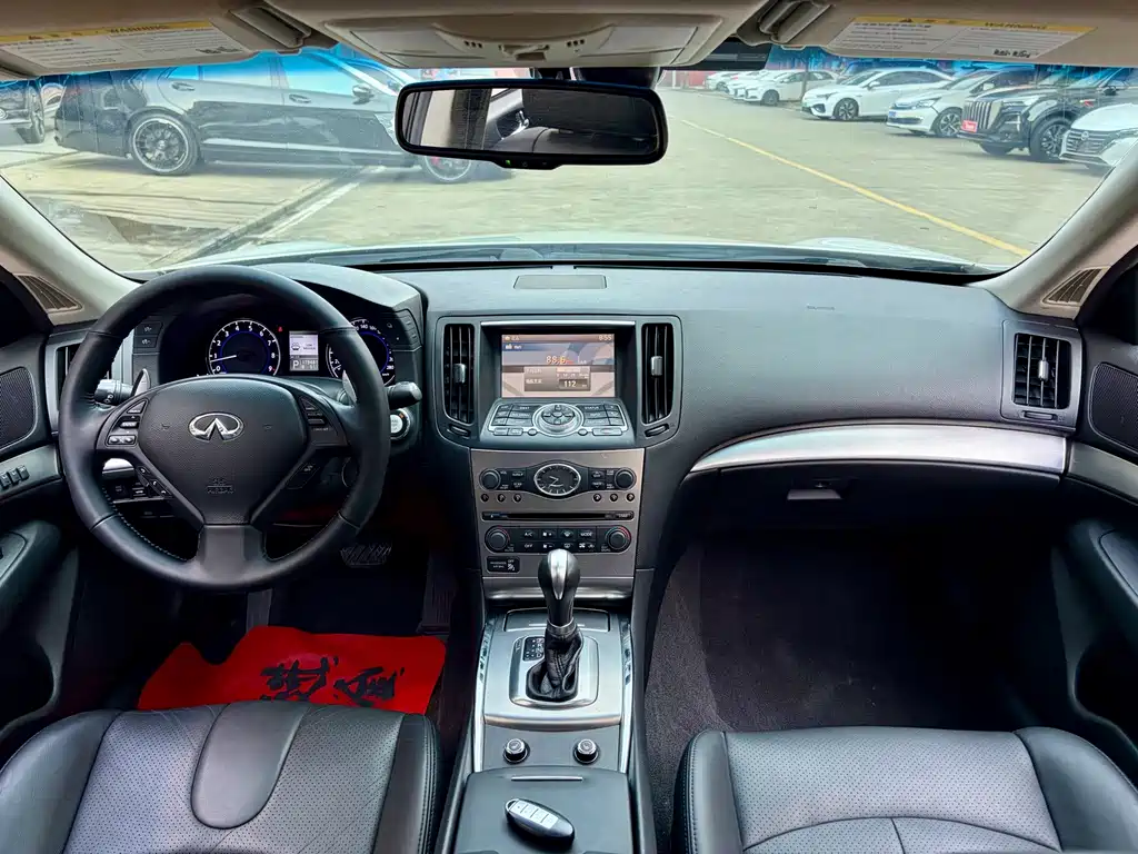 Infiniti G — миниатюра 5
