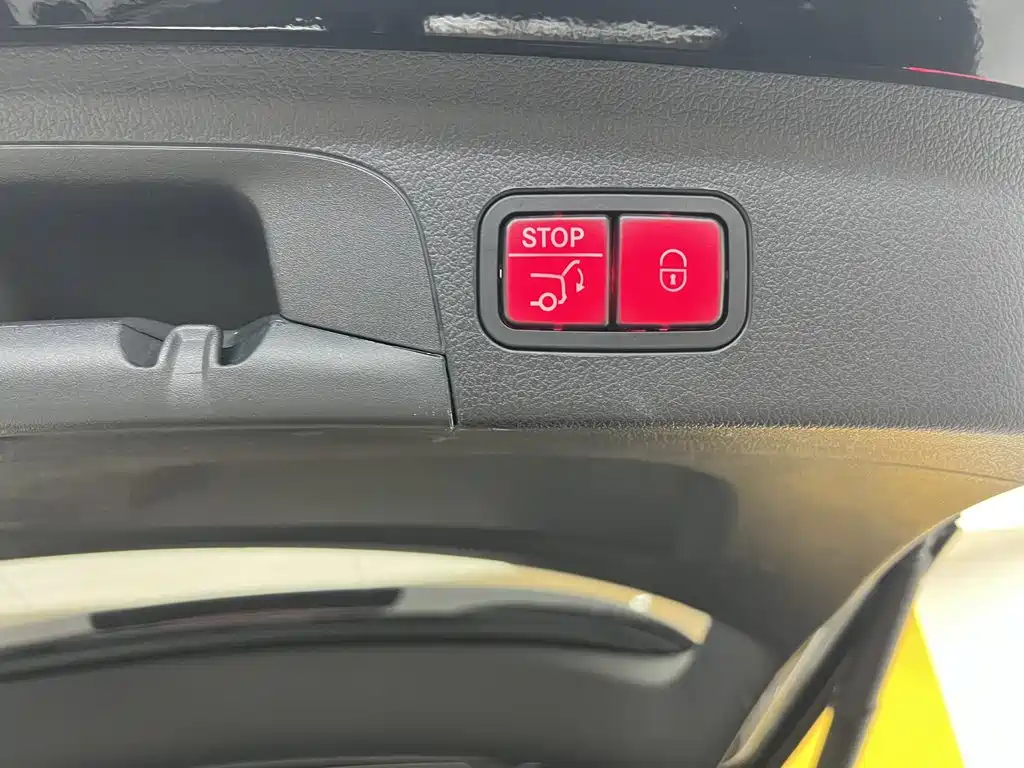 Mercedes-Benz GLE New Energy — миниатюра 39