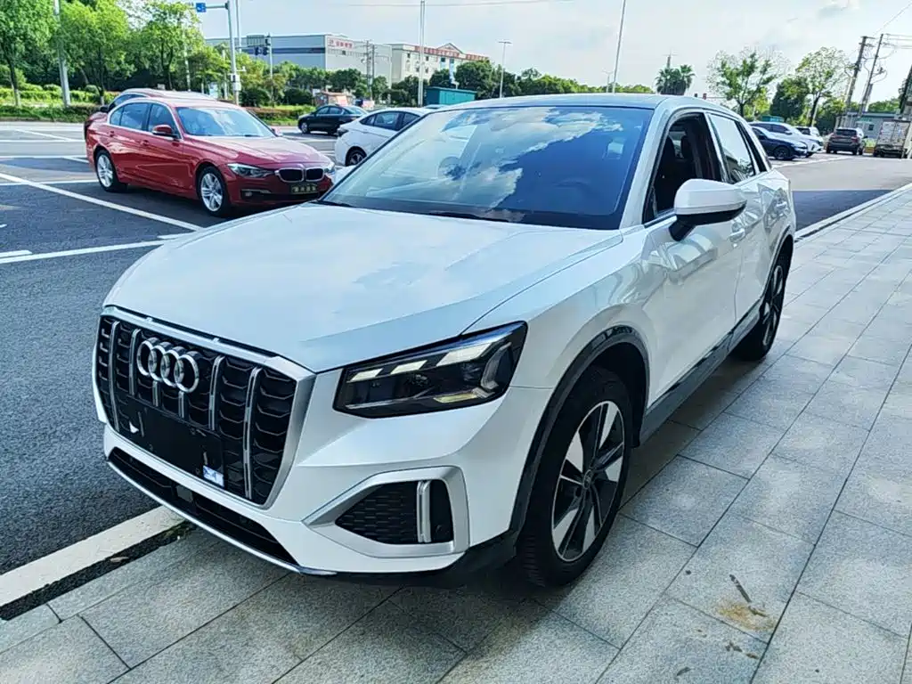 Audi Q2L — миниатюра 2