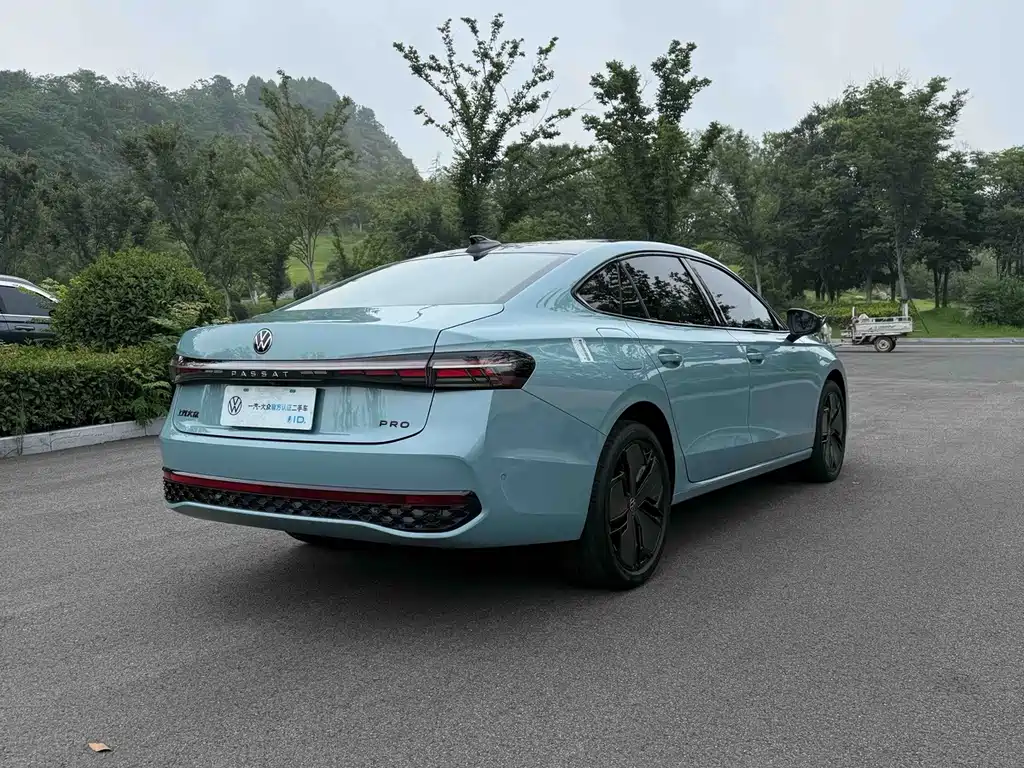 Volkswagen Passat — миниатюра 9