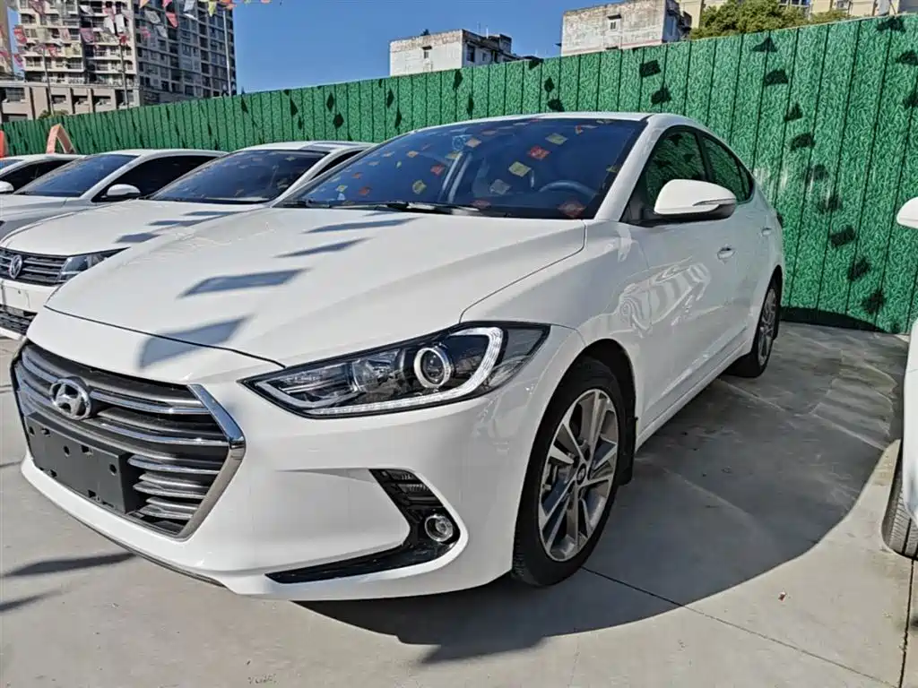 Hyundai Elantra 2016
