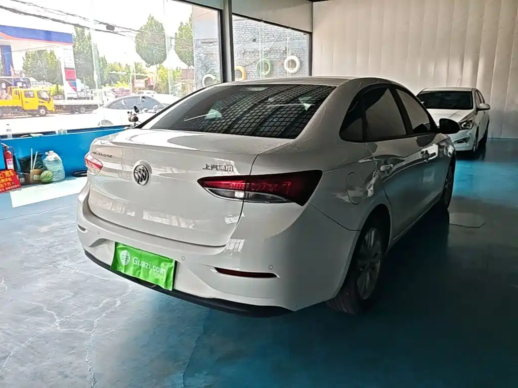 Buick Excelle — миниатюра 5