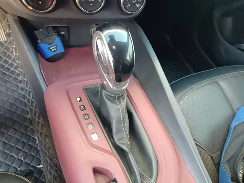 Buick Verano — миниатюра 14