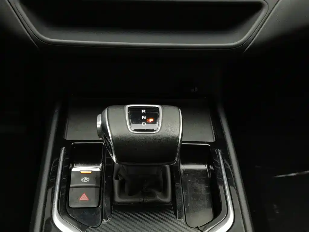 Hongqi Hongqi E-QM5 — миниатюра 13