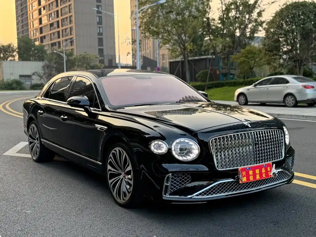 Bentley Flying Spur — миниатюра 3