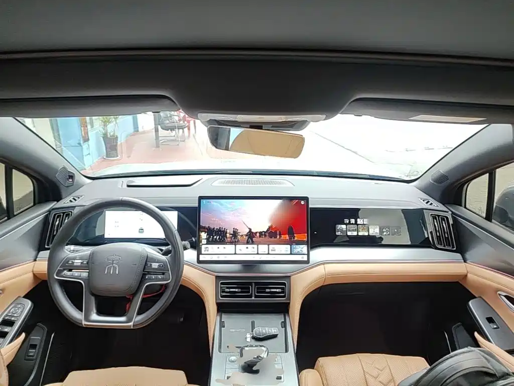 BYD L DM-i — миниатюра 10
