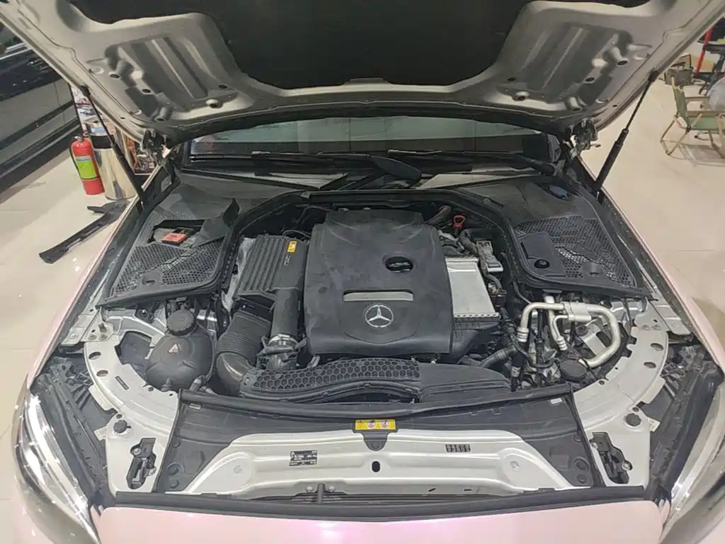 Mercedes-Benz C-Class — миниатюра 20
