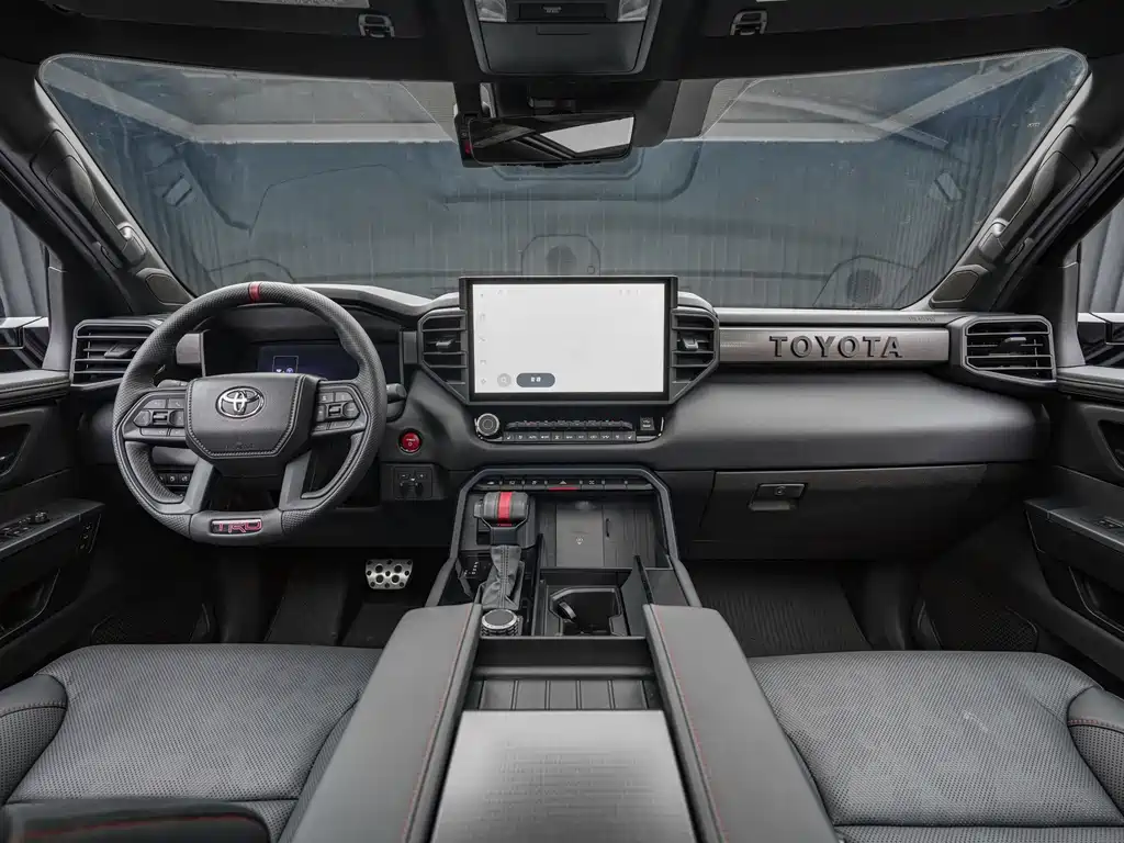 Toyota Sequoia — миниатюра 8