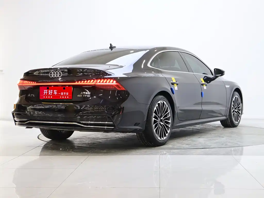 AUDI A7L