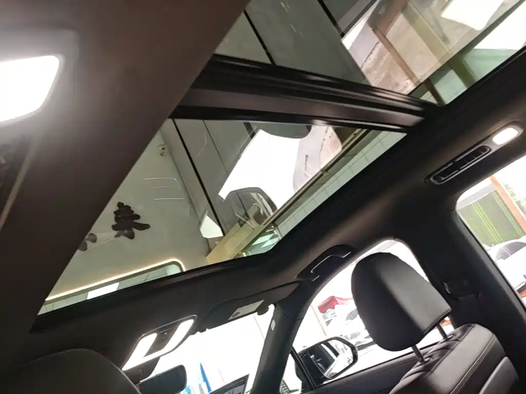 Li Auto Li ONE — миниатюра 18
