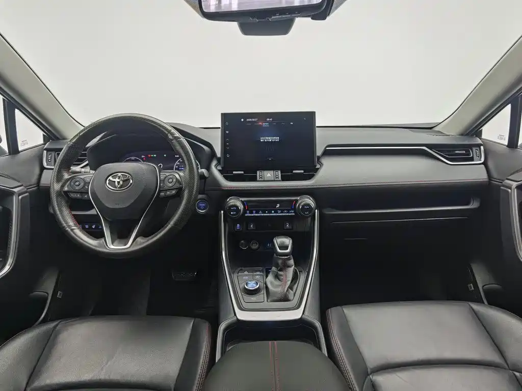 Toyota Wildlander New Energy — миниатюра 5
