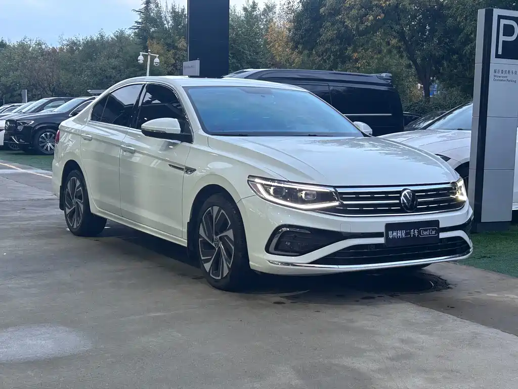 Volkswagen Bora — миниатюра 3