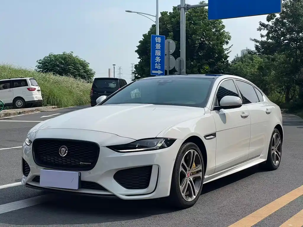 Jaguar XEL