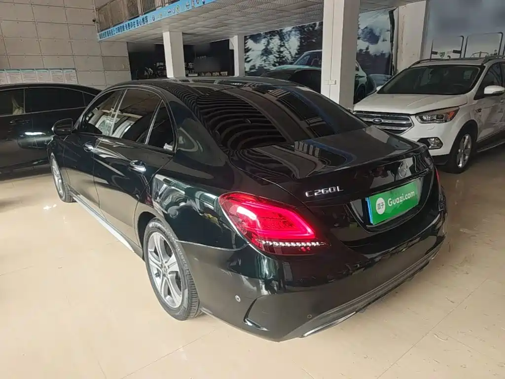 Mercedes-Benz C-Class — миниатюра 5