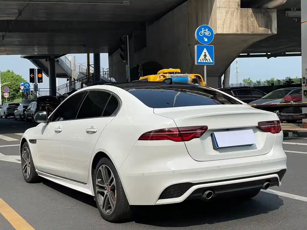 Jaguar XEL — миниатюра 15