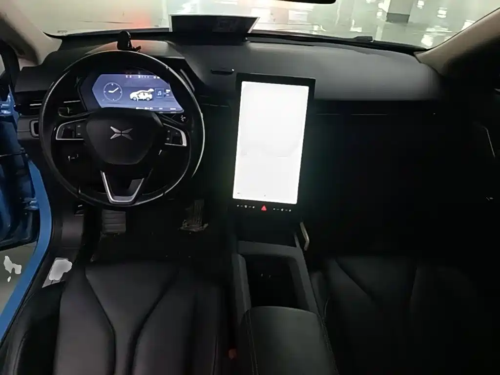 XPeng G3 — миниатюра 10
