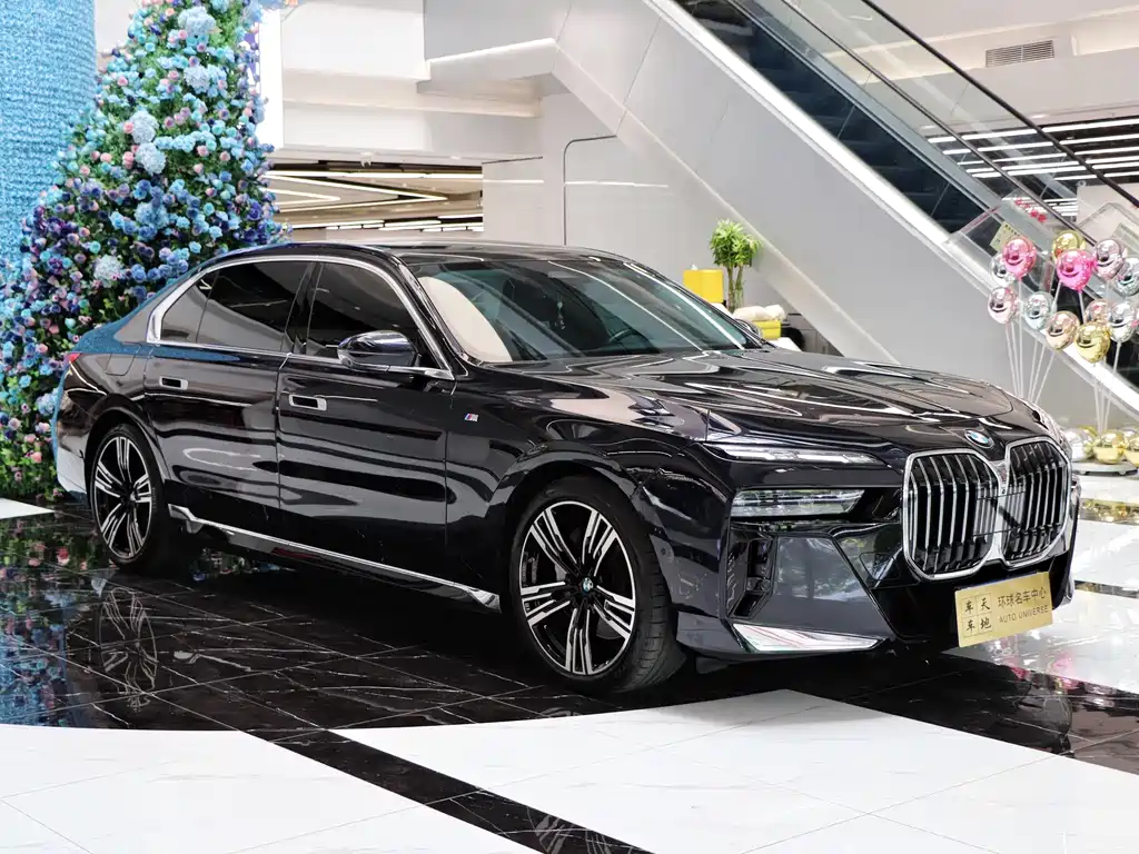 BMW 7 Series 7 2023 740Li Lead M Sport