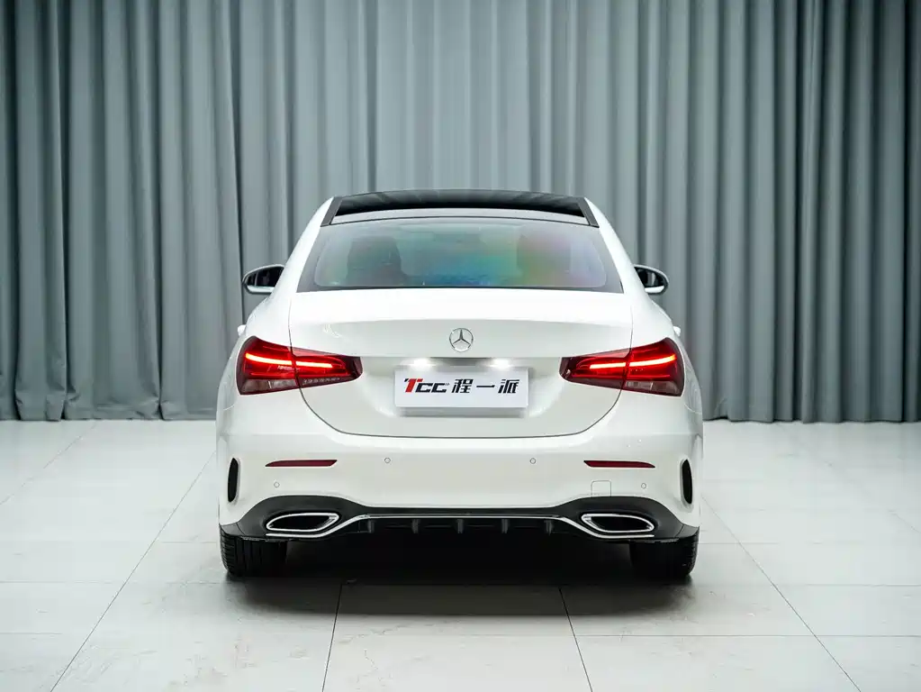 Mercedes-Benz A-Class — миниатюра 10