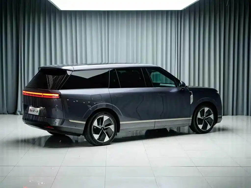 XPeng GX — миниатюра 9