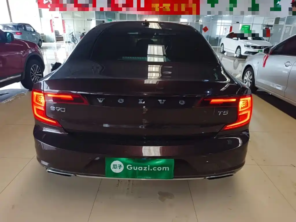 Volvo S90 — миниатюра 6