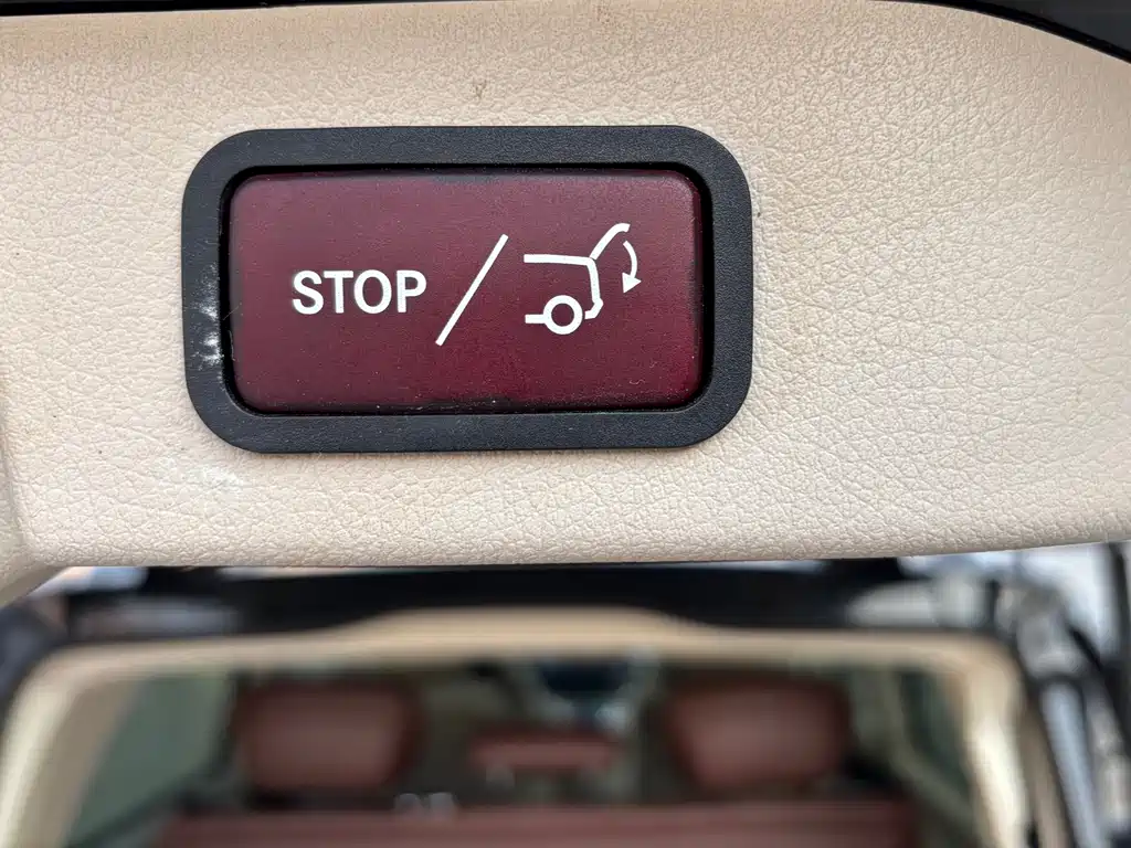 MERCEDES-BENZ V CLASS