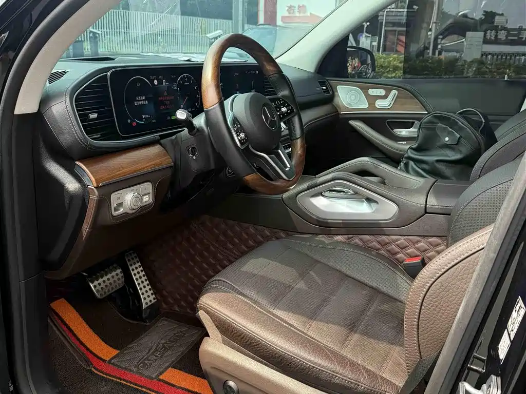 Mercedes-Benz GLS — миниатюра 4