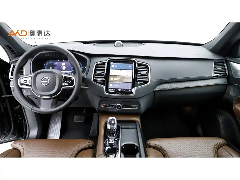 Volvo XC90 2024 T8 Luxury 7 мест