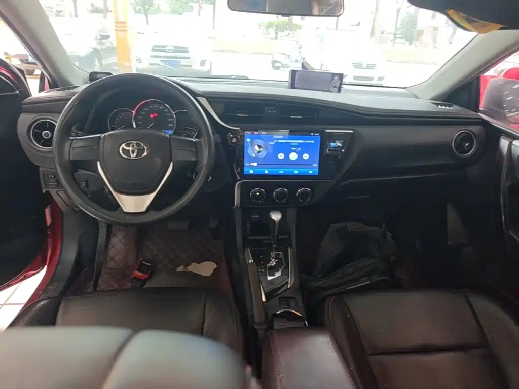 Toyota Corolla — миниатюра 10