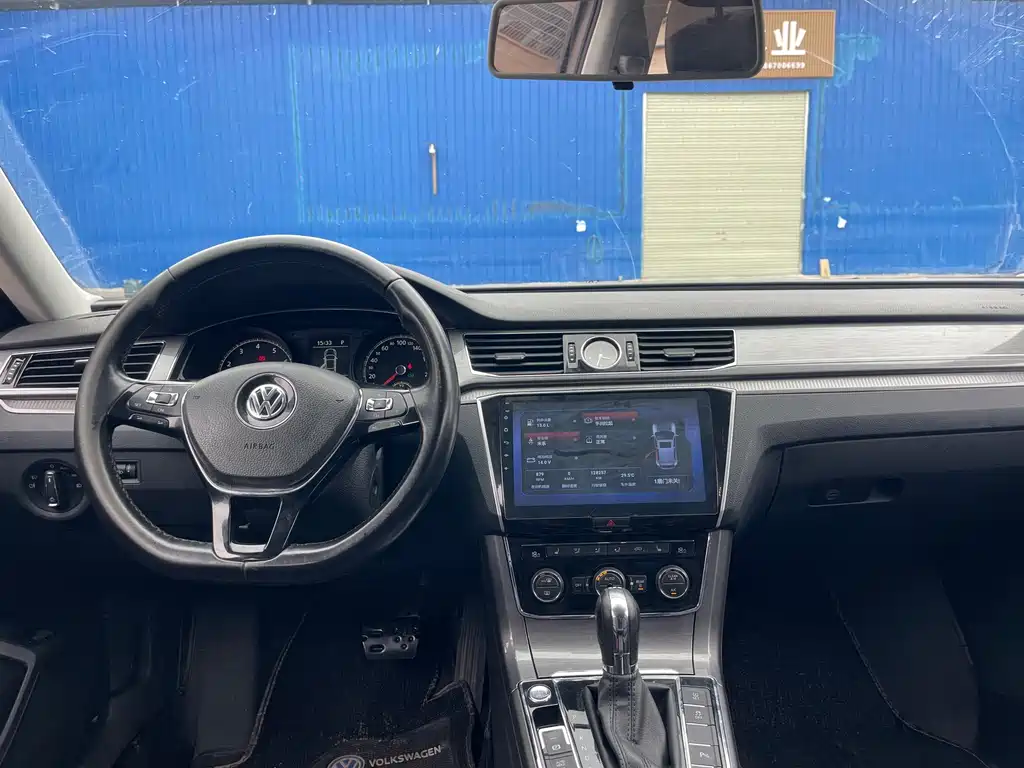Volkswagen Passat — миниатюра 8