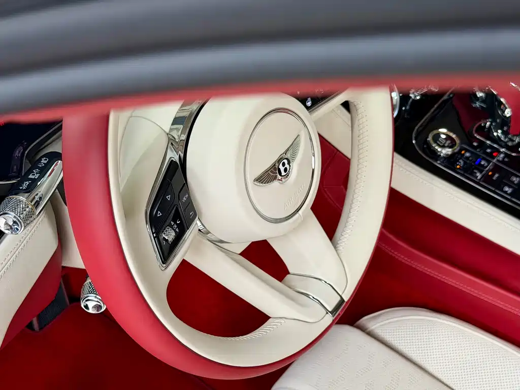Bentley Continental PHEV — миниатюра 7
