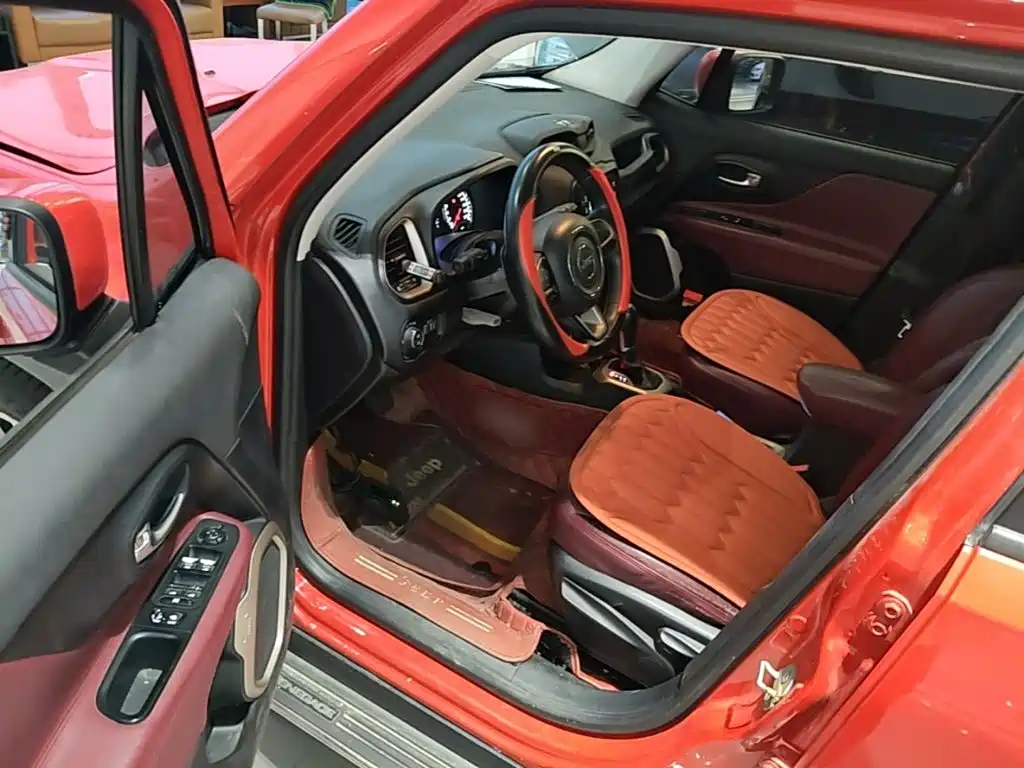 Jeep Renegade — миниатюра 16