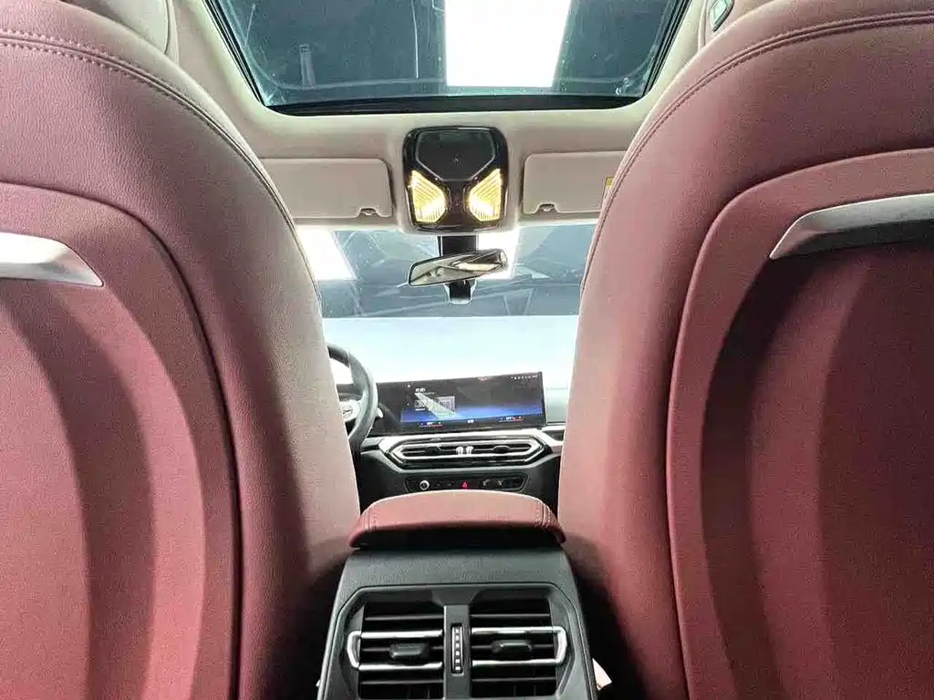 BMW 3 Series — миниатюра 14