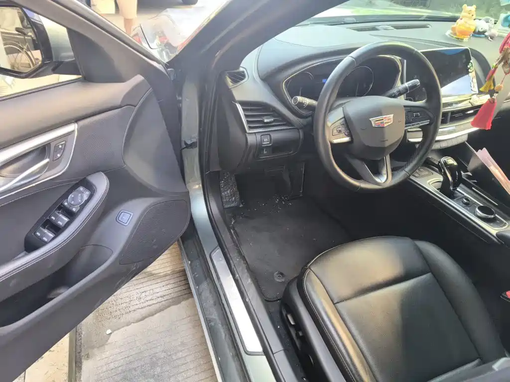 Cadillac CT5 — миниатюра 12