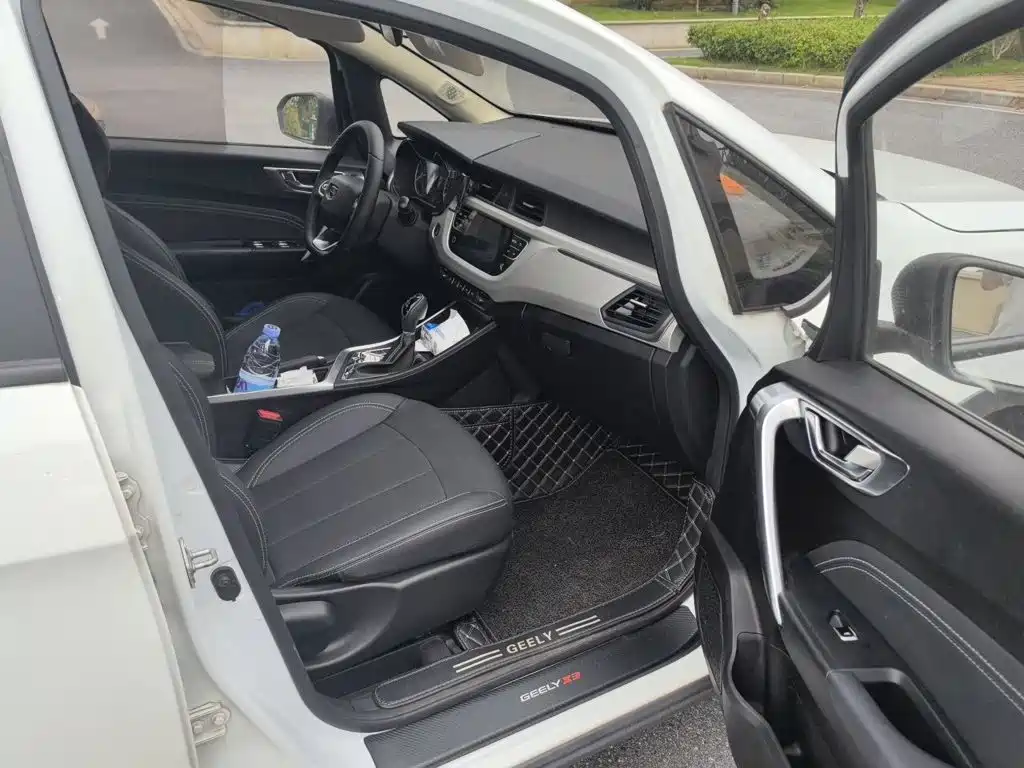 Geely Vision X3 — миниатюра 19