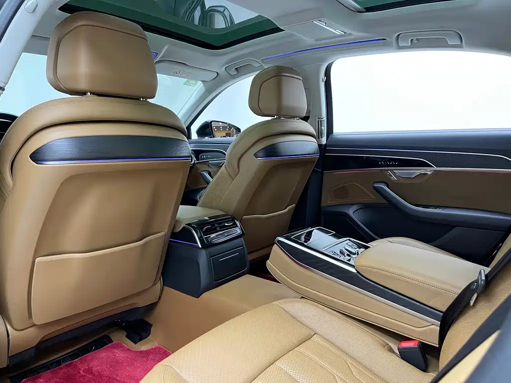 Audi A8 — миниатюра 7