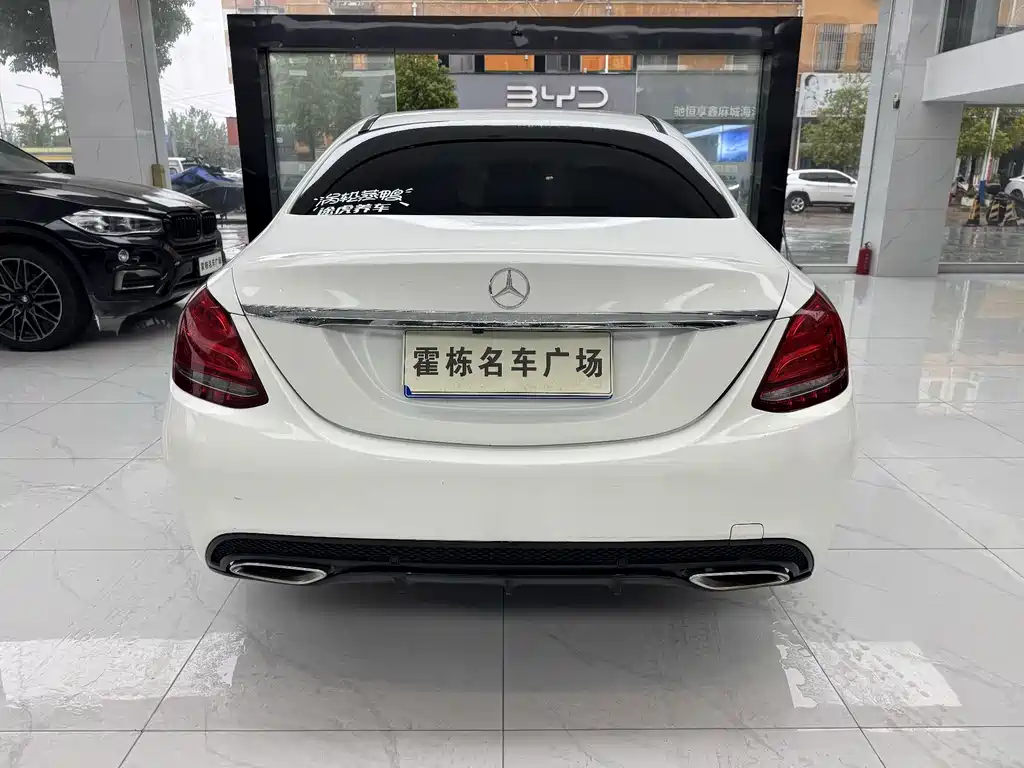 Mercedes-Benz C-Class — миниатюра 4