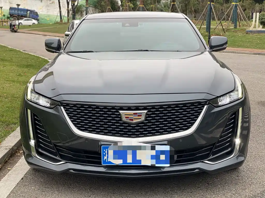 Cadillac CT5 — миниатюра 2