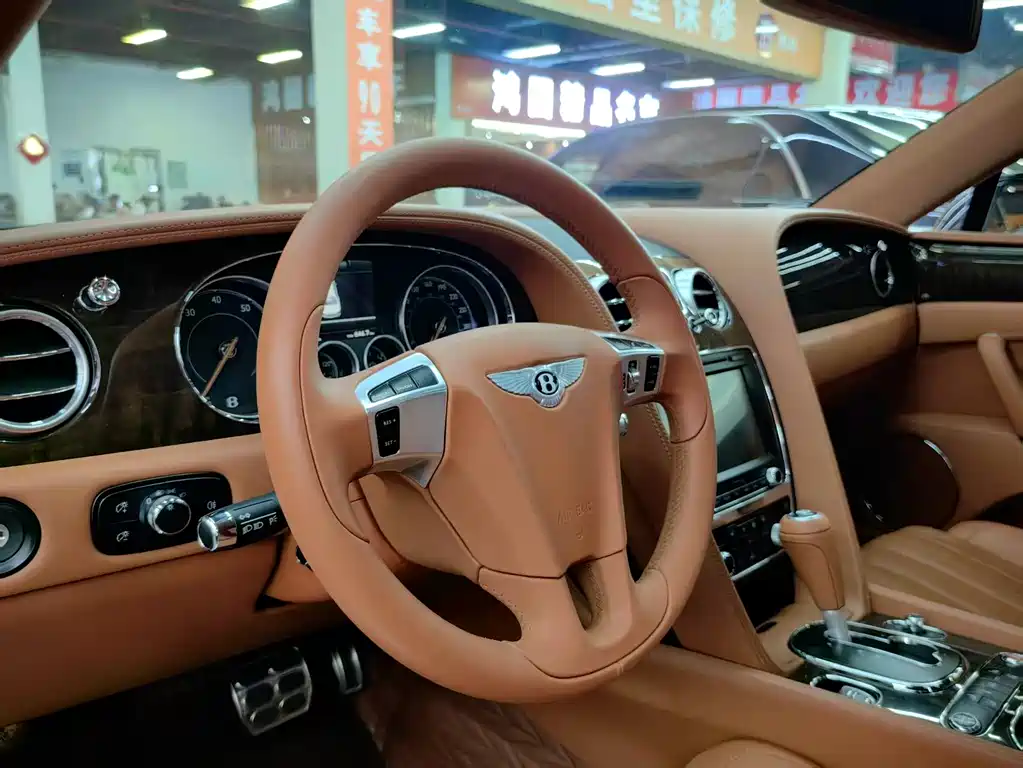 Bentley Flying Spur 2016 4.0T V8 Standard
