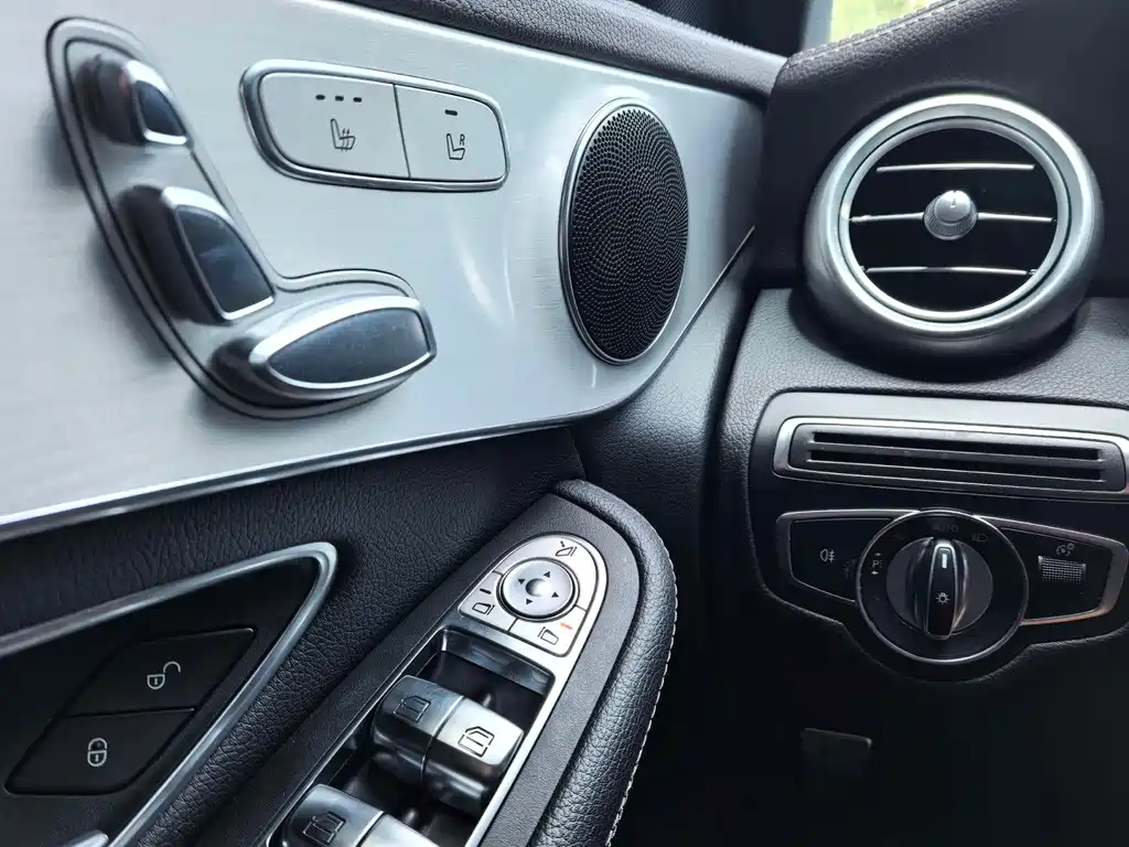 Mercedes-Benz GLC — миниатюра 7