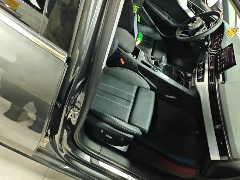 Audi A4L — миниатюра 25